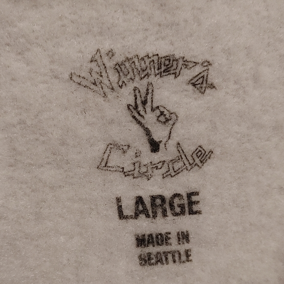 Macklemore & Ryan Lewis Shark Face Gang sweater sweatshirt Large Like New - Picture 3 of 5